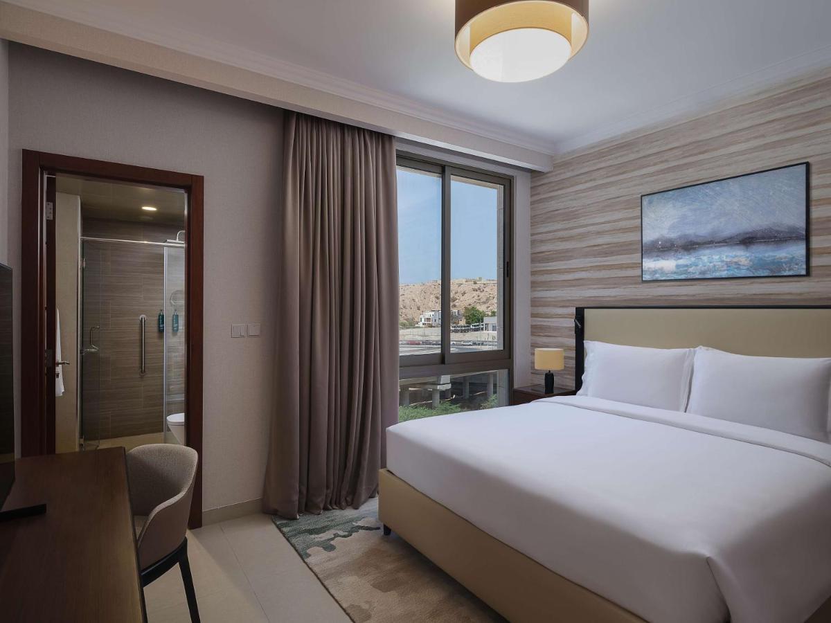Doubletree By Hilton Muscat Qurum Екстер'єр фото