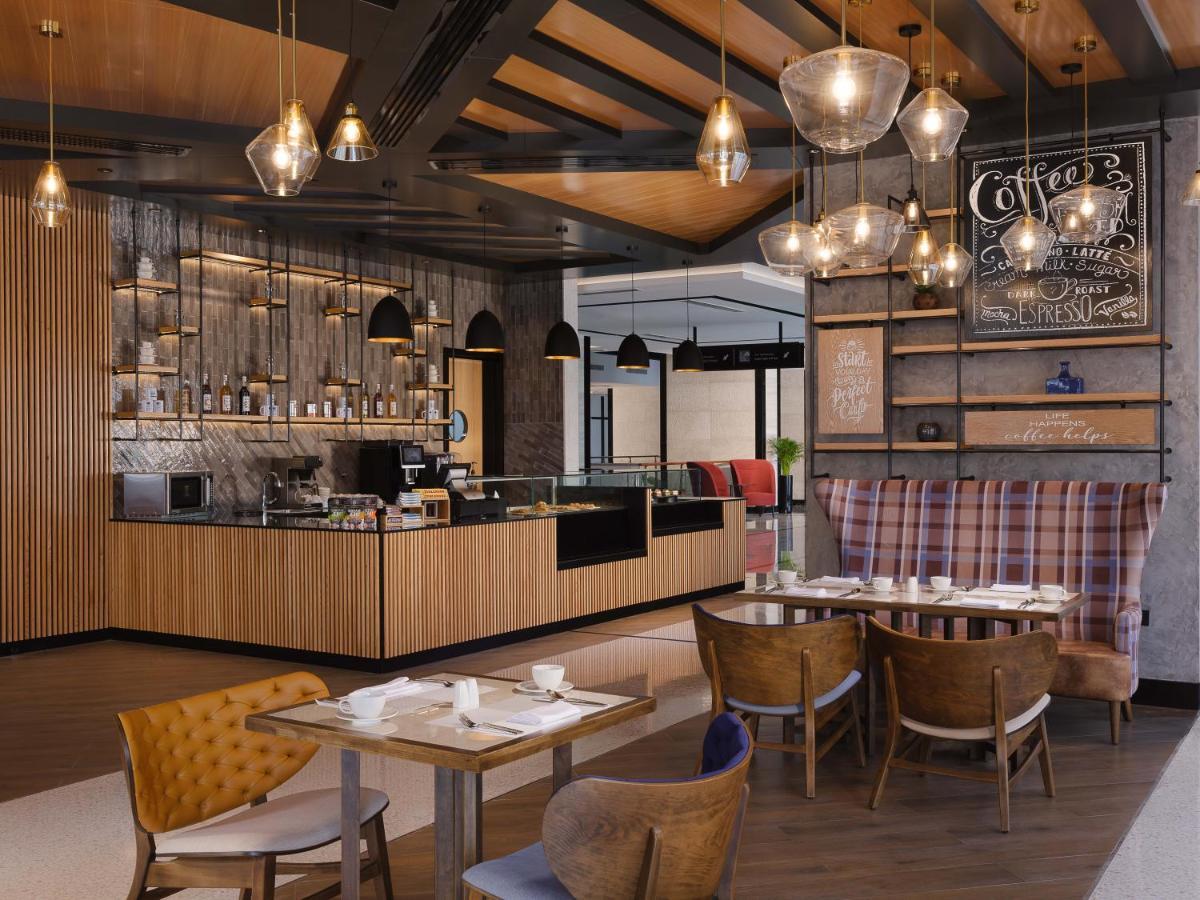 Doubletree By Hilton Muscat Qurum Екстер'єр фото