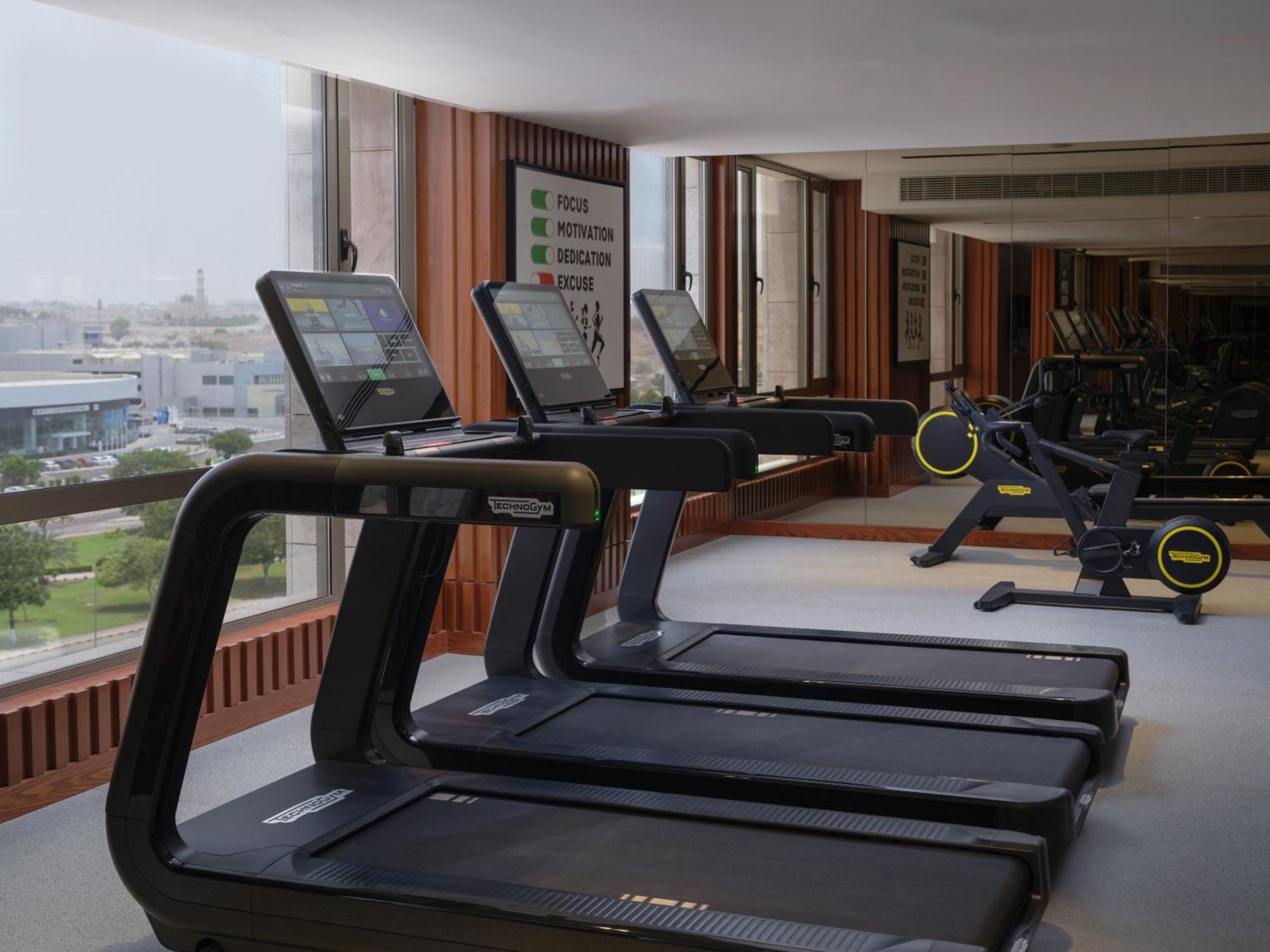 Doubletree By Hilton Muscat Qurum Екстер'єр фото