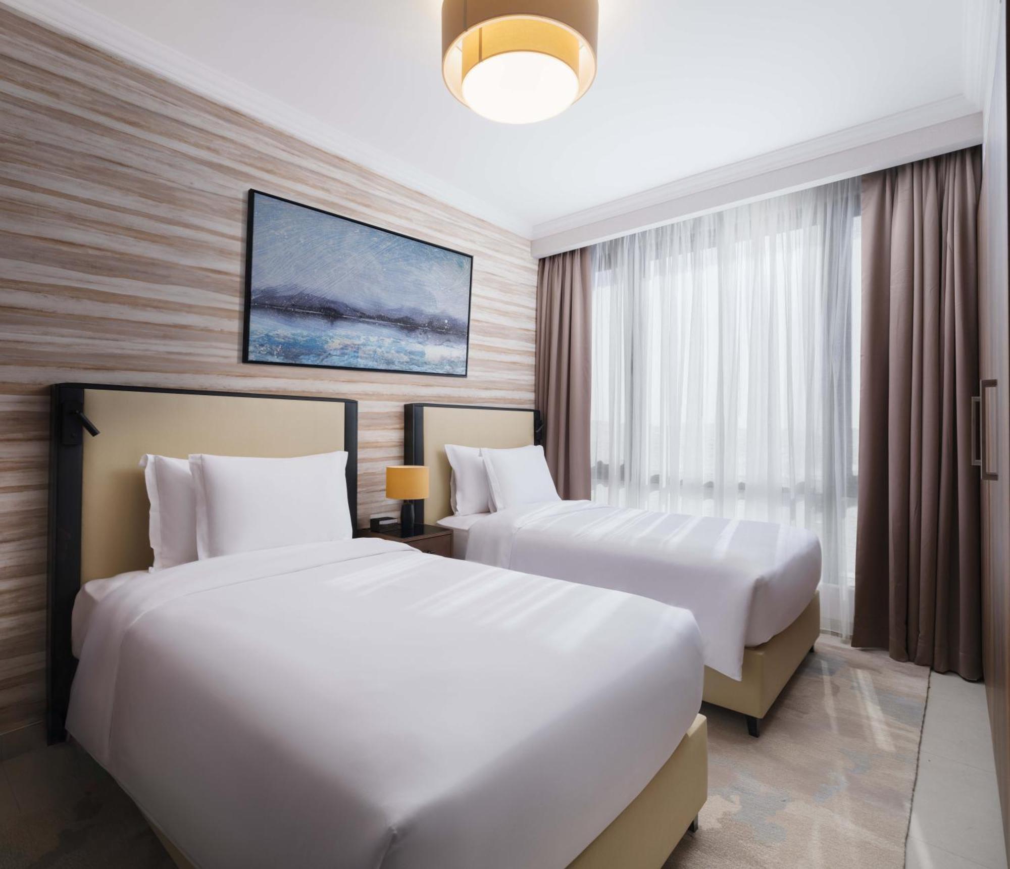 Doubletree By Hilton Muscat Qurum Екстер'єр фото